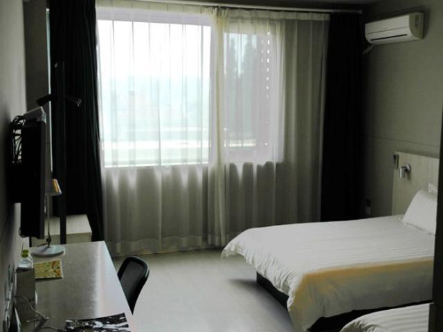 Jingjiang Inn Jurong Renmin Road Чжэньцзян Экстерьер фото