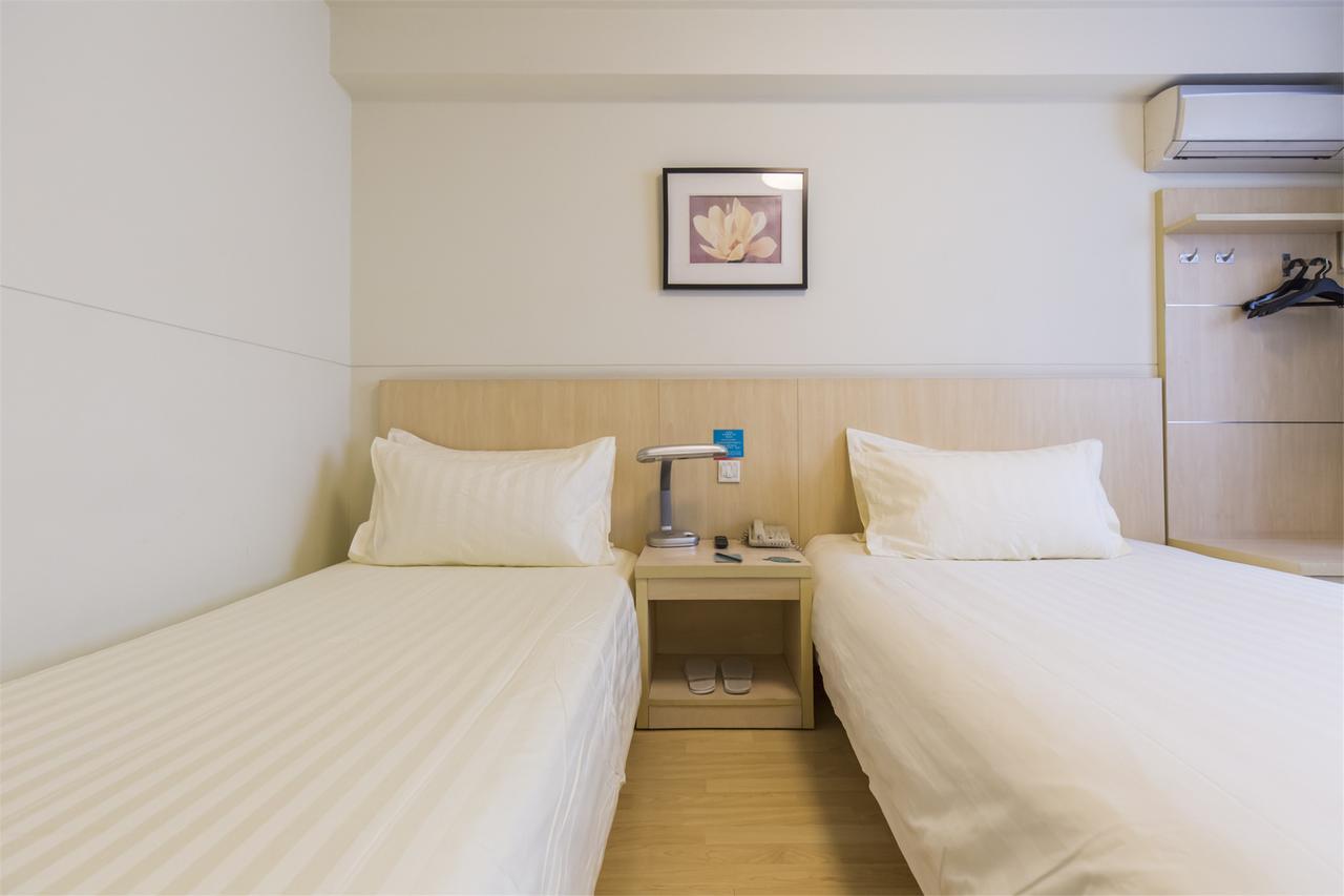 Jingjiang Inn Jurong Renmin Road Чжэньцзян Экстерьер фото